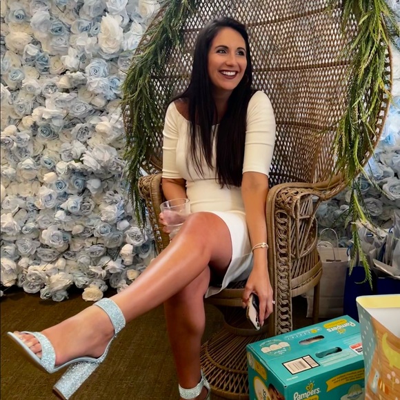 Meet your Posher, Cydnee - Picture 3 of 9